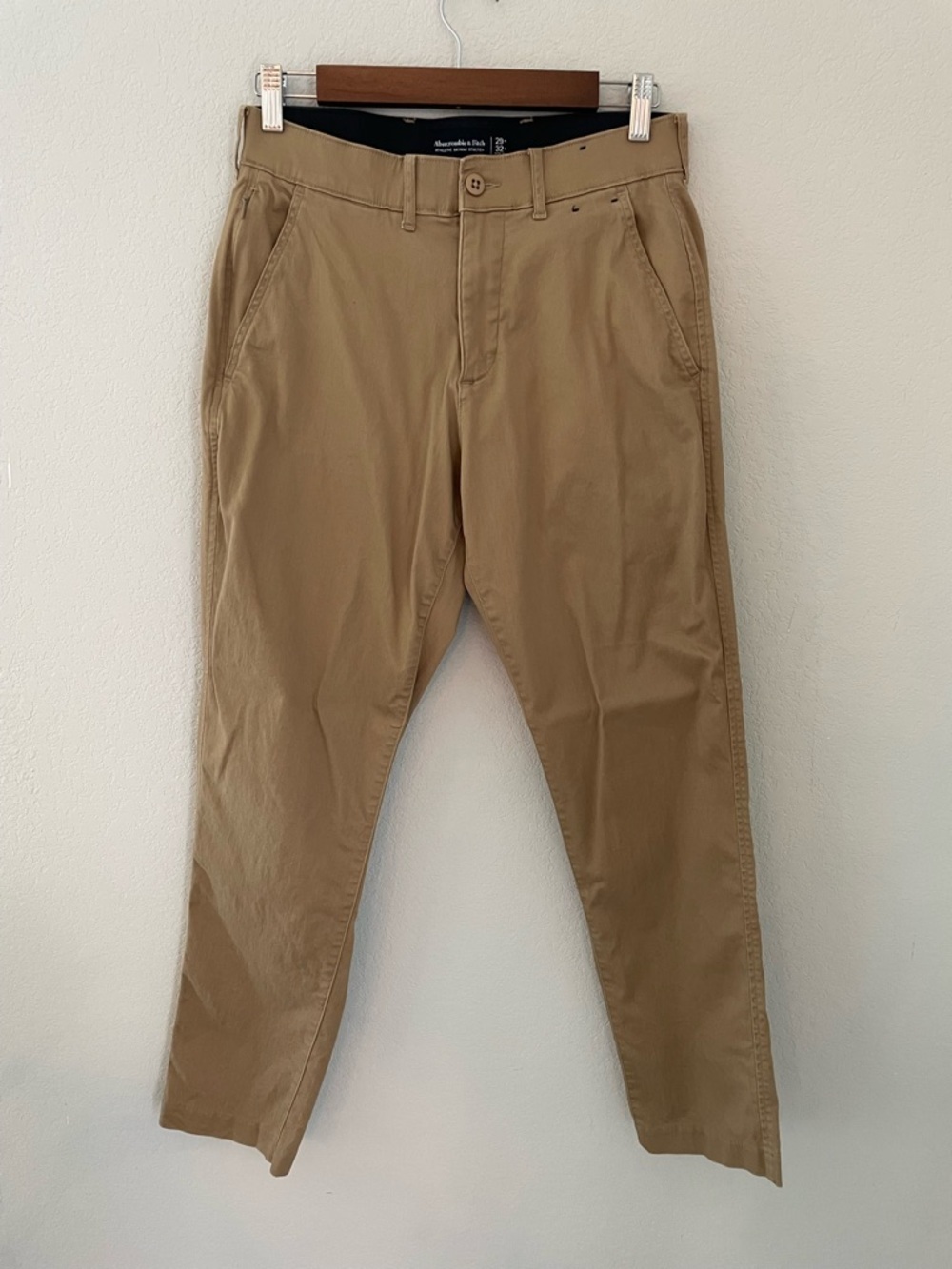 Abercrombie and Fitch Athletic Skinny Stretch Khaki Pants 29X32